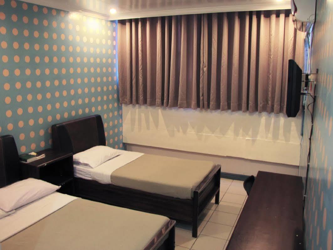 Hotel Tiffany Laoag Luaran gambar